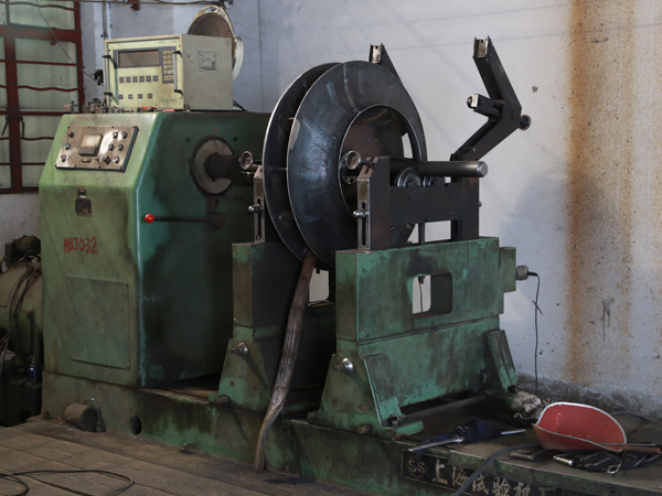 動(dòng)平衡機(jī)（?。? />
                                                </a>
                                                <div   id=